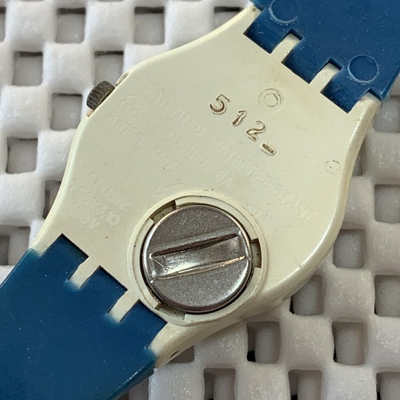 Swatch Watch - LW107 - RASPBERRY - Picture 5 of 9